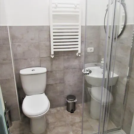 Sally Bed & Breakfast 4*